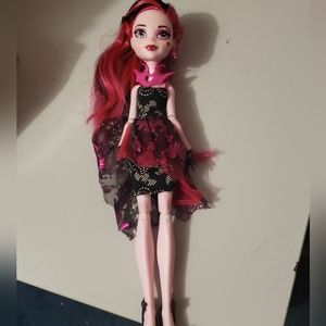 Draculara monster high doll